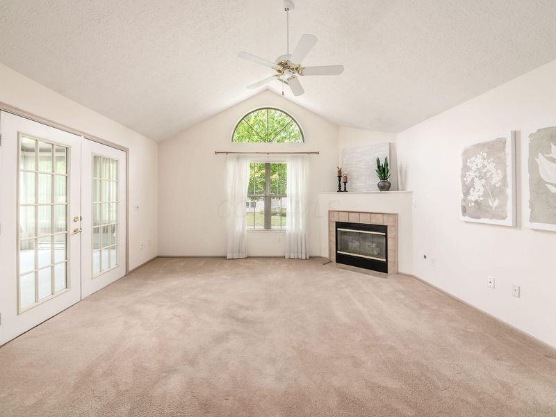 5606 Meadowood Lane, Westerville, OH 43082 Photo 7