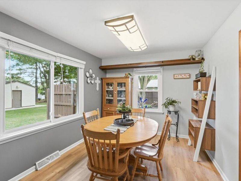 325 E High Street, London, OH 43140 Photo 22
