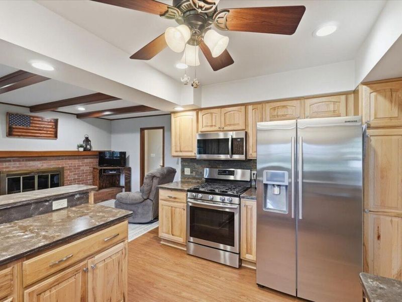 325 E High Street, London, OH 43140 Photo 28
