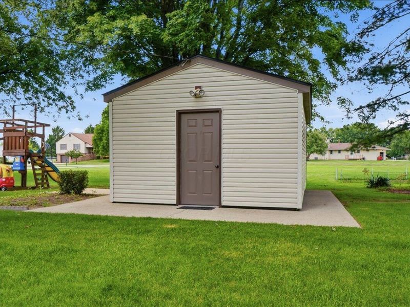 325 E High Street, London, OH 43140 Photo 53