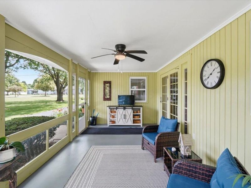 325 E High Street, London, OH 43140 Photo 71