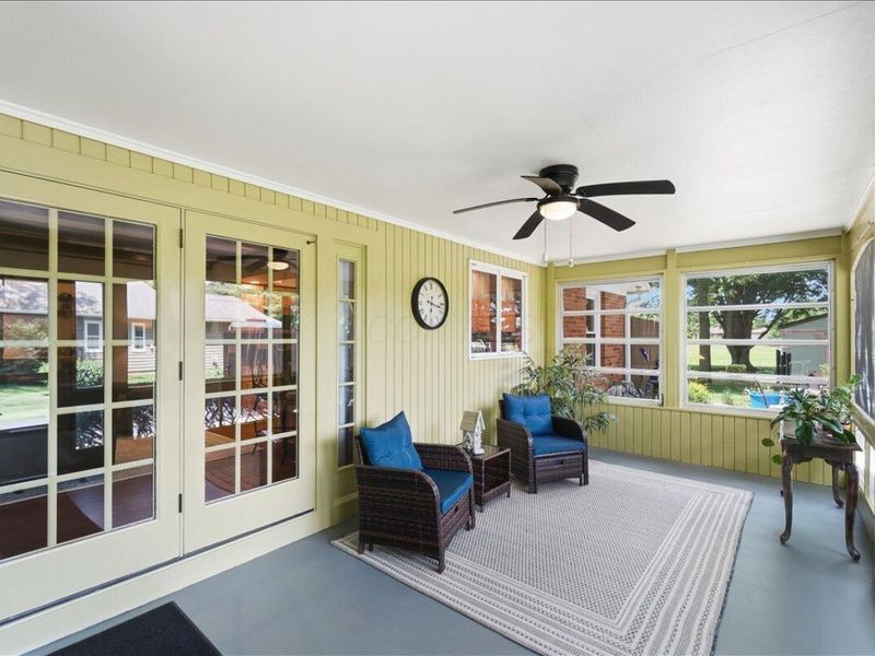 325 E High Street, London, OH 43140 Photo 73