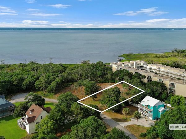 110 Sandpiper Lane , Indian Beach, NC 28512