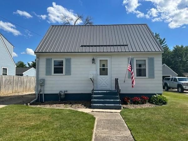 810 14th Avenue SE, Austin, MN 55912
