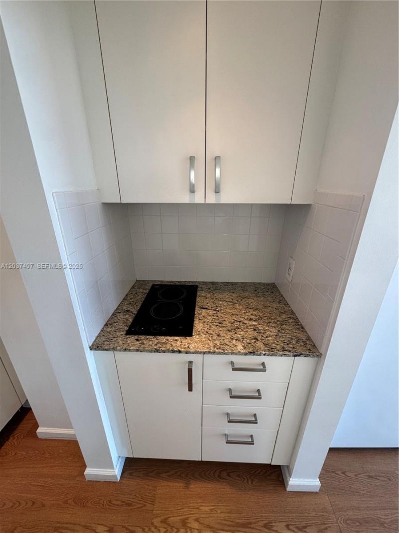 700 Biltmore Way , Unit 916, Coral Gables, FL 33134 Photo