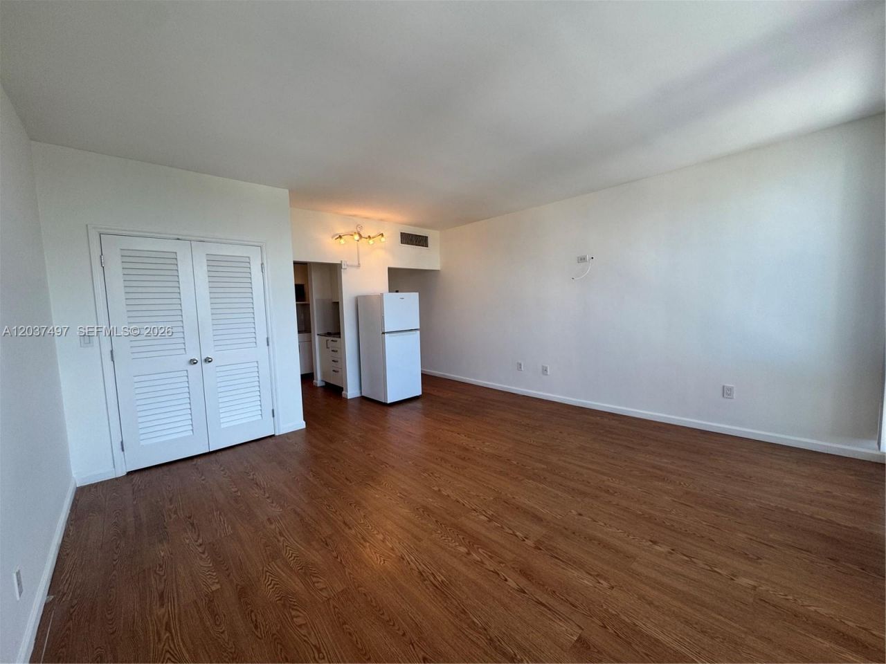 700 Biltmore Way , Unit 916, Coral Gables, FL 33134 Photo