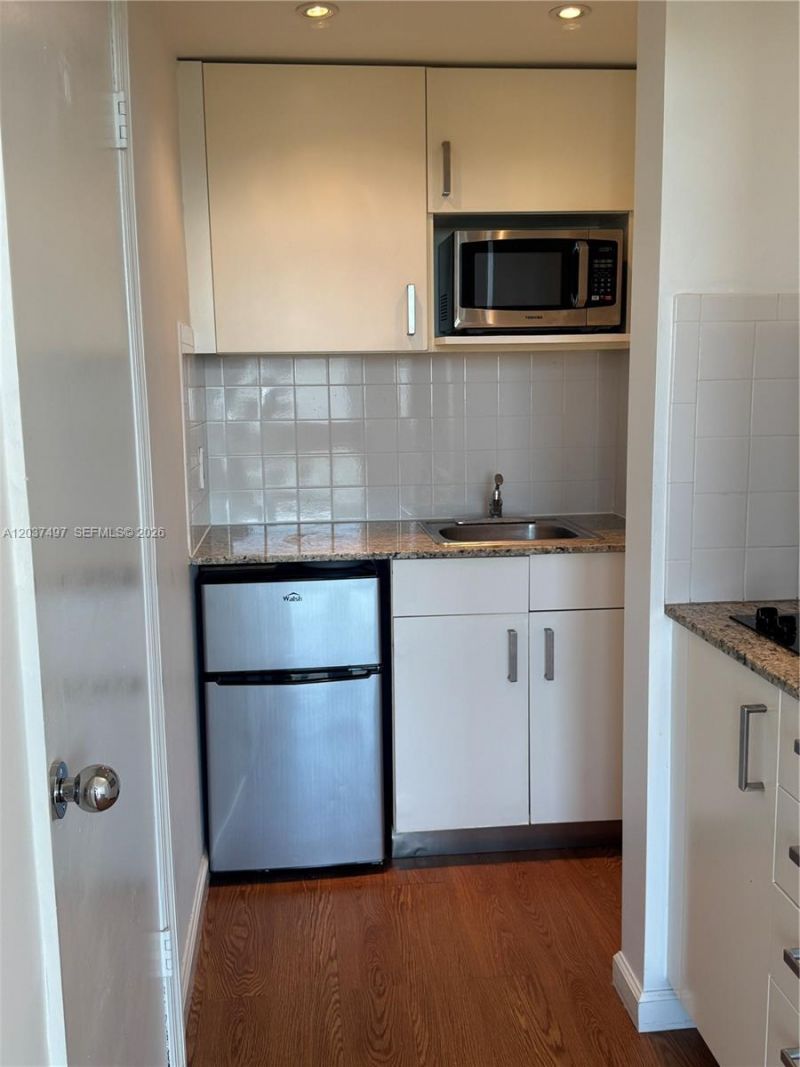 700 Biltmore Way , Unit 916, Coral Gables, FL 33134 Photo