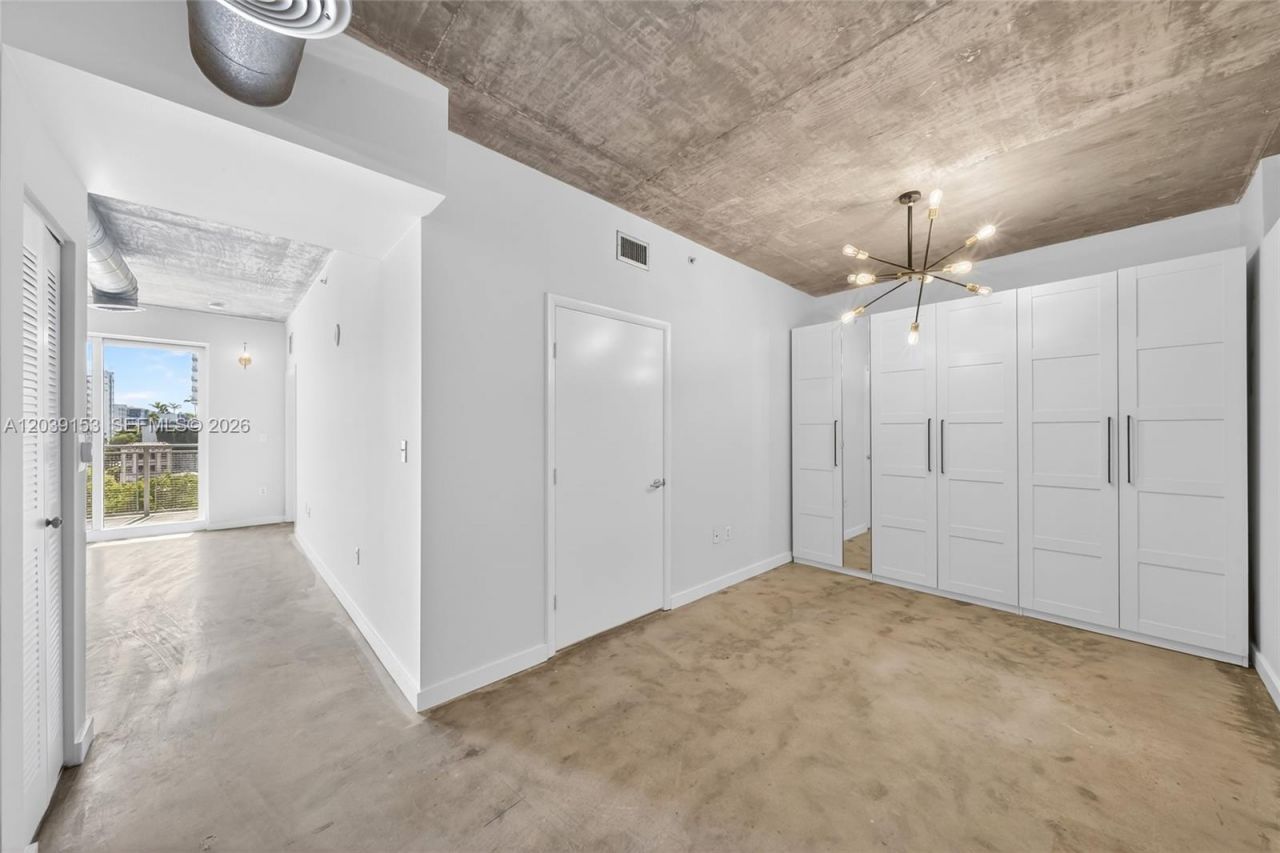 455 NE 25th St, Unit 602, Miami, FL 33137 Photo