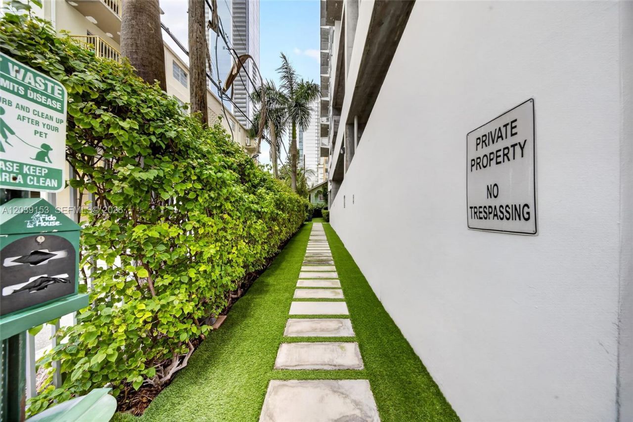 455 NE 25th St, Unit 602, Miami, FL 33137 Photo
