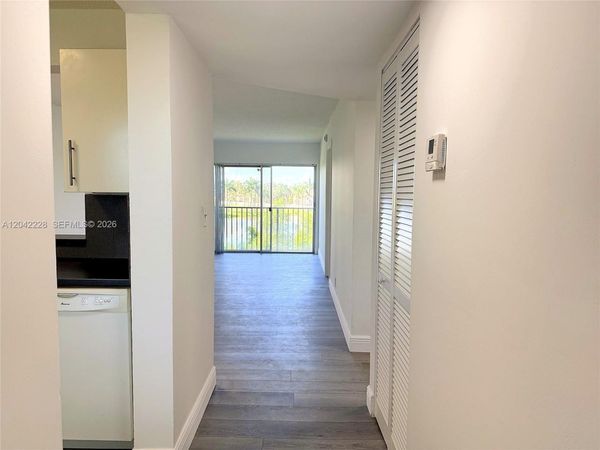 8560 N Sherman Cir , Unit 302, Miramar, FL 33025