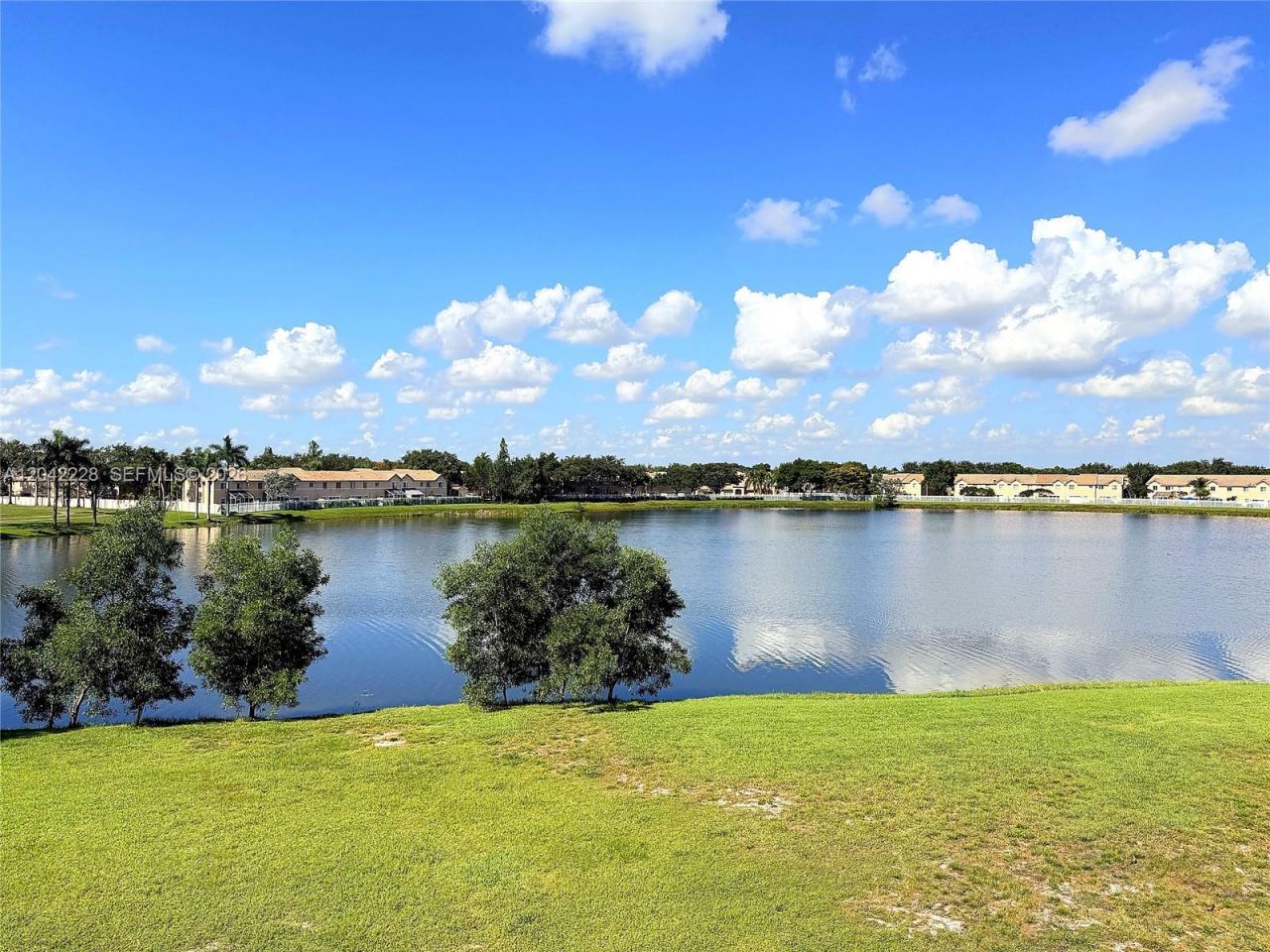 8560 N Sherman Cir , Unit 302, Miramar, FL 33025 Photo