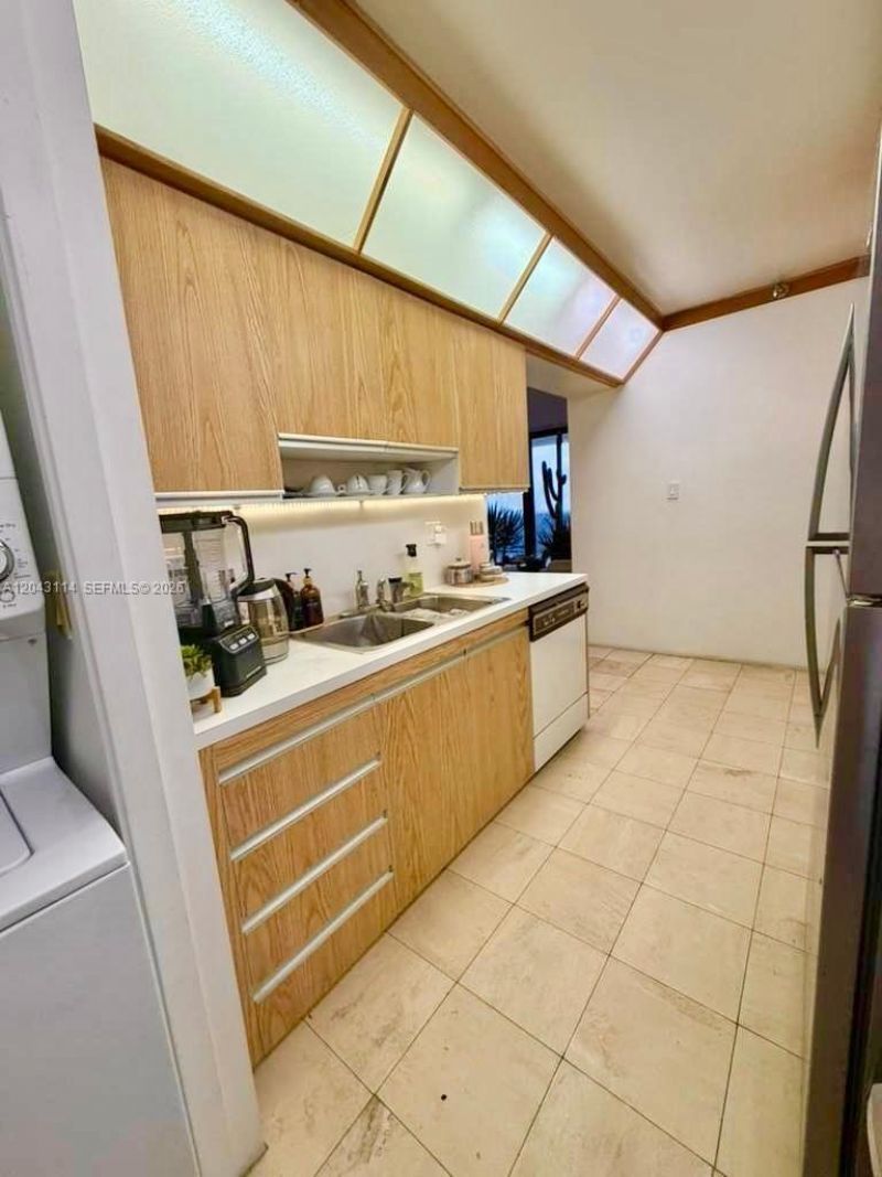 19667 Turnberry Way , Unit 12C, Aventura, FL 33180 Photo