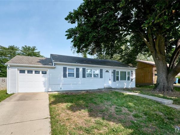 5 Ridgeview Court, St Charles, MO 63301