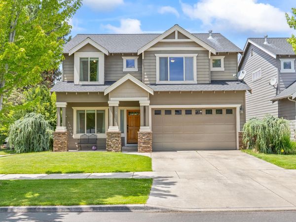 1885 NE Altura Drive, Bend, OR 97701
