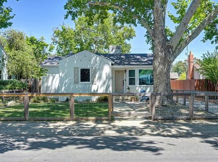 849 55th St, Sacramento, CA 95819 Photo