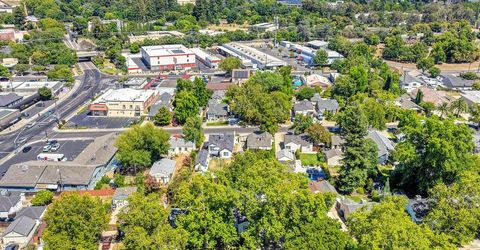 849 55th St, Sacramento, CA 95819 Photo