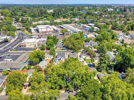 849 55th St, Sacramento, CA 95819 Photo