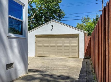 849 55th St, Sacramento, CA 95819 Photo
