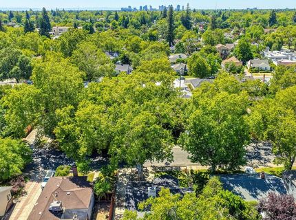 849 55th St, Sacramento, CA 95819 Photo