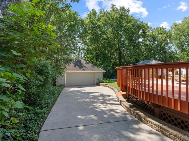 3669 Stettinius Avenue, Cincinnati, OH 45208 Photo 39