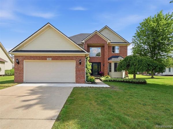23621 Crescent Ridge Drive, Huron Twp, MI 48164