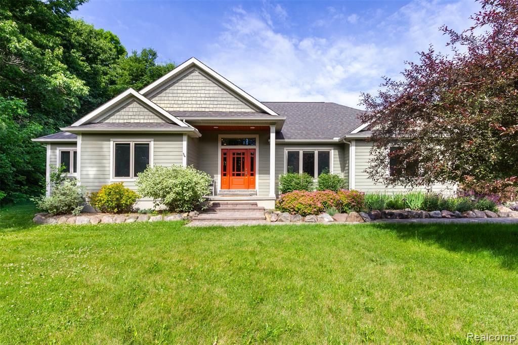 9887 Hadley Road, Independence Township, MI 48348 Main Photo