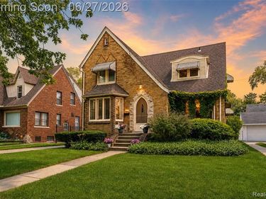 15080 Artesian Street, Detroit, MI 48223