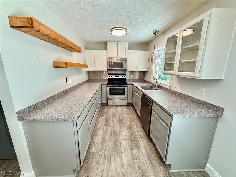 424 Garner Drive, Mogadore, OH 44260 Photo 16