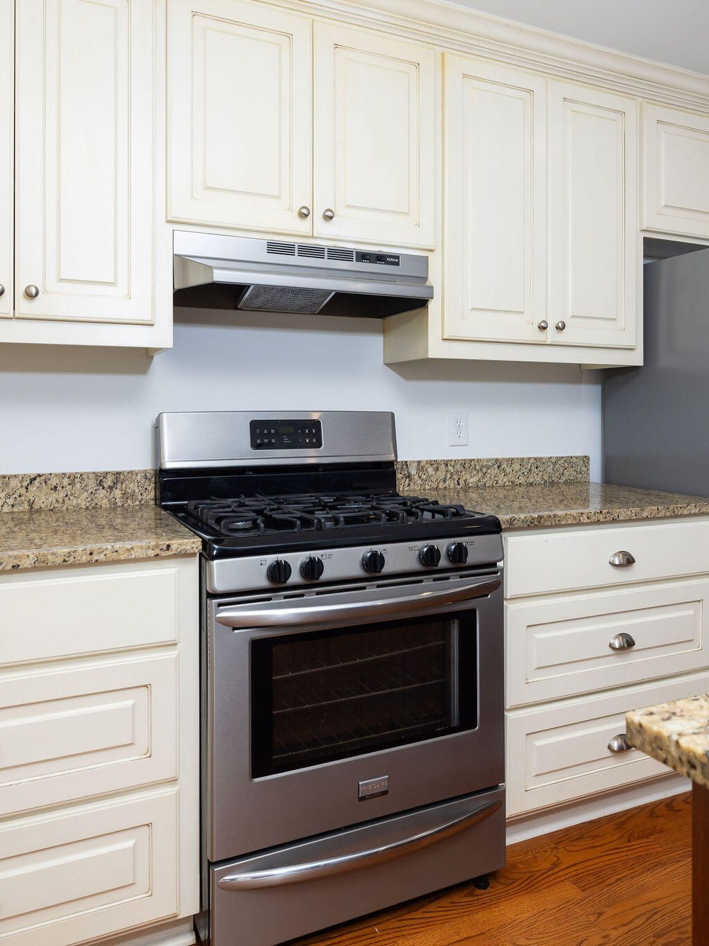 1056 Keats Road Photo 14