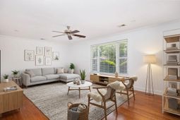1056 Keats Road photo 4