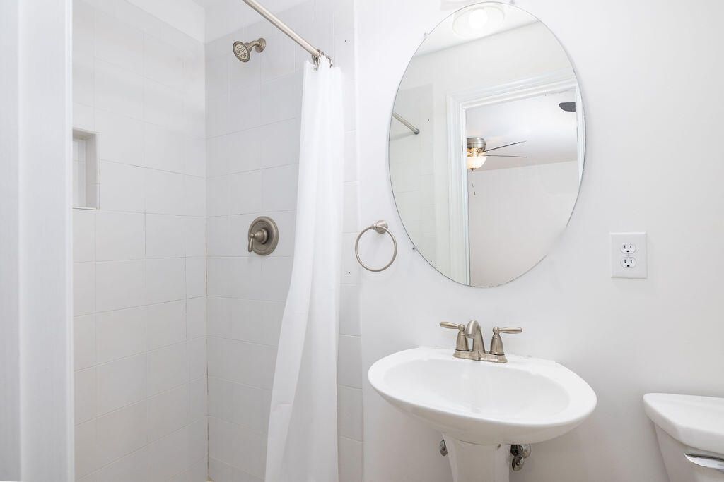 1056 Keats Road Photo 22
