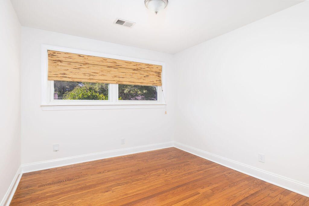 1056 Keats Road Photo 23