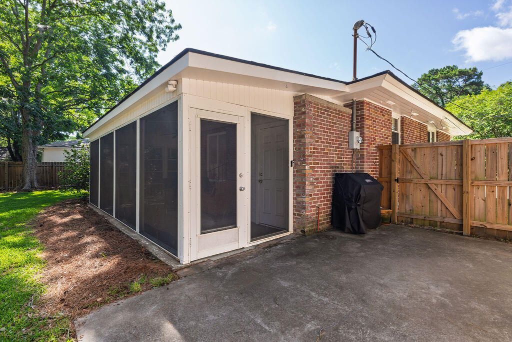 1056 Keats Road Photo 29