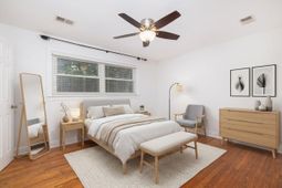1056 Keats Road photo 4