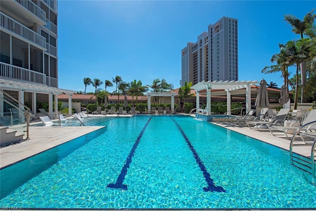6585 Nicholas Blvd, Unit 1102, Naples, FL 34108 Photo