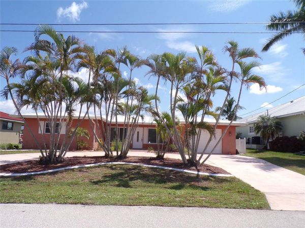 270 BELAIRE COURT , PUNTA GORDA, FL 33950
