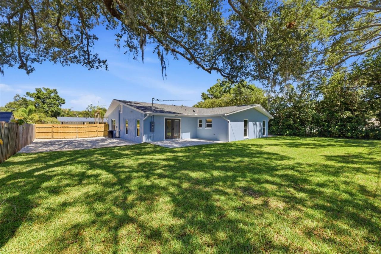 2310 Harrison Drive , Dunedin, FL 34698 Photo