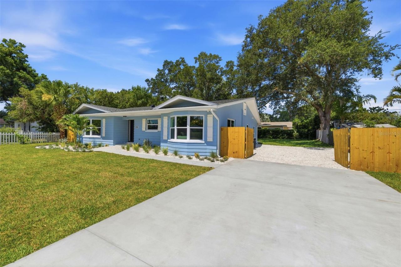 2310 Harrison Drive , Dunedin, FL 34698 Photo