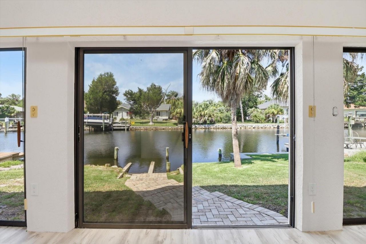 11621 W Riverhaven Drive , Homosassa, FL 34448 Photo