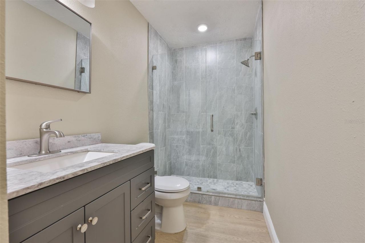 2450 40th Avenue N, Saint Petersburg, FL 33714 Photo