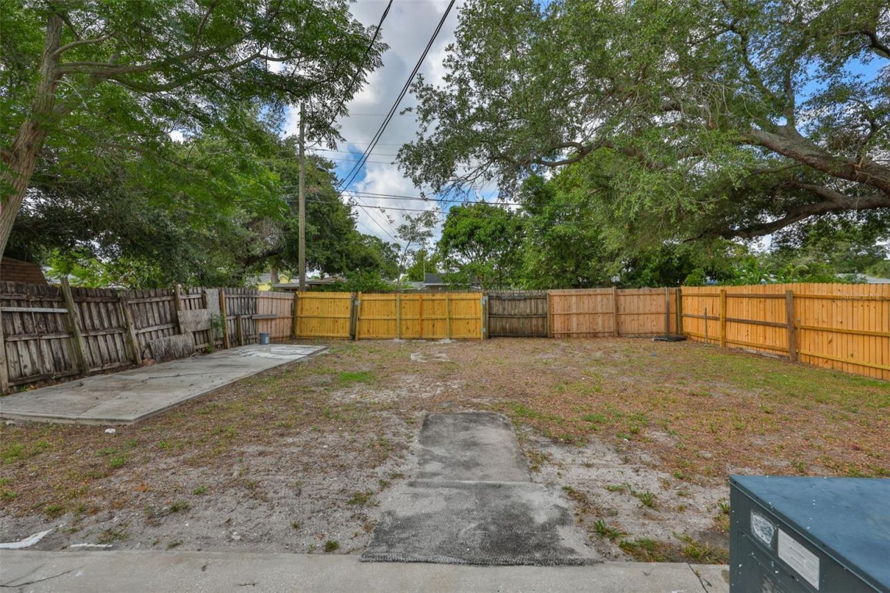 2450 40th Avenue N, Saint Petersburg, FL 33714 Photo