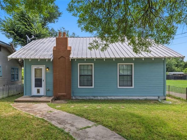 1802 6th Street, Brownwood, TX 76801