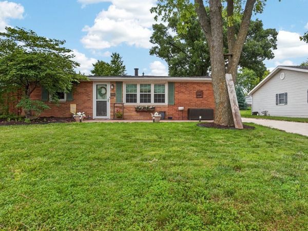308 E Oak Street, Downs, IL 61736