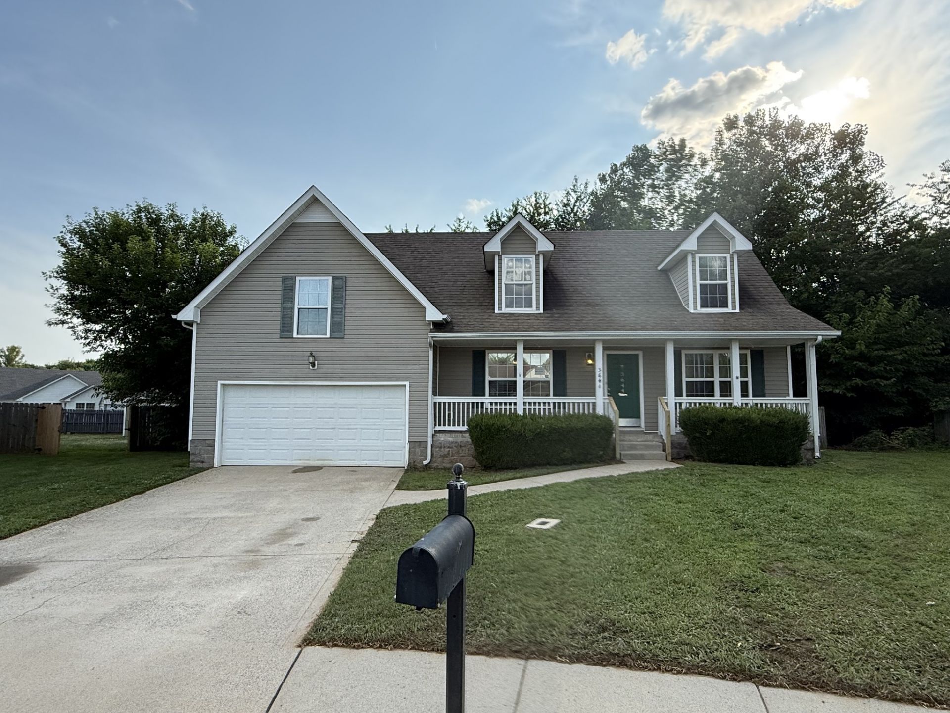3644 S Naples Ct, Clarksville, TN 37040 Main Photo