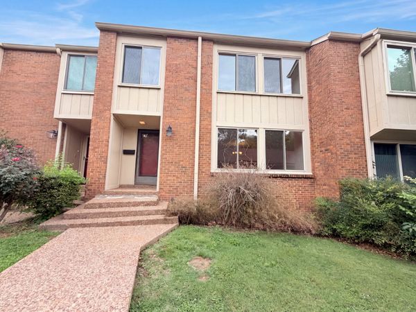6924 Highland Park Dr , Nashville, TN 37205