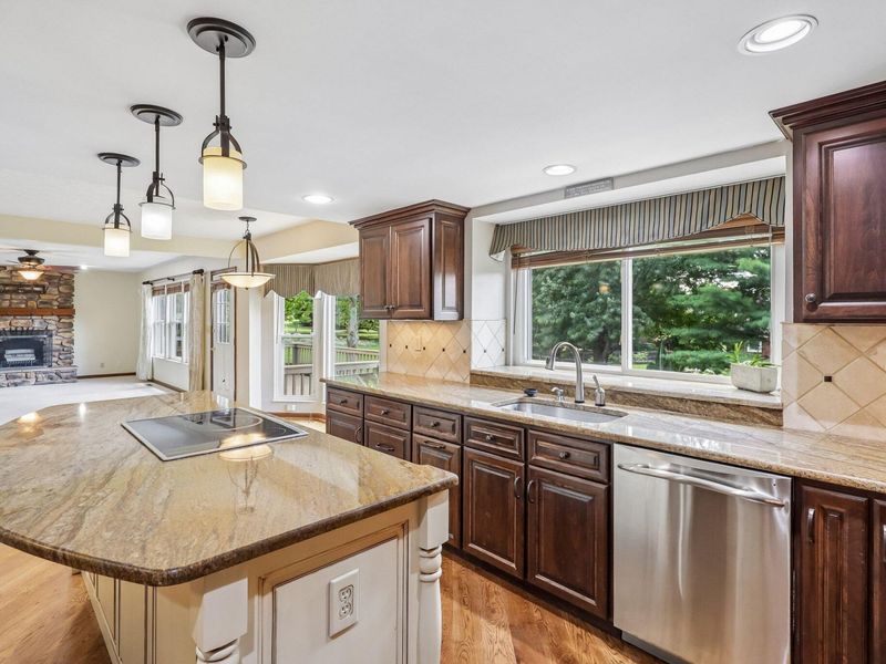 991 Lakepointe Court, Union, KY 41091 Photo 26