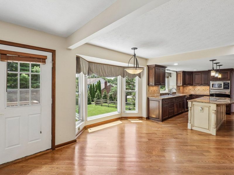 991 Lakepointe Court, Union, KY 41091 Photo 7