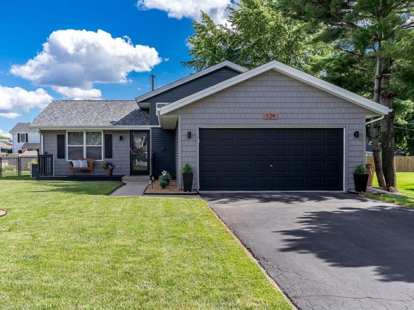 129 Northway Park Road, MACHESNEY PARK, IL 61115