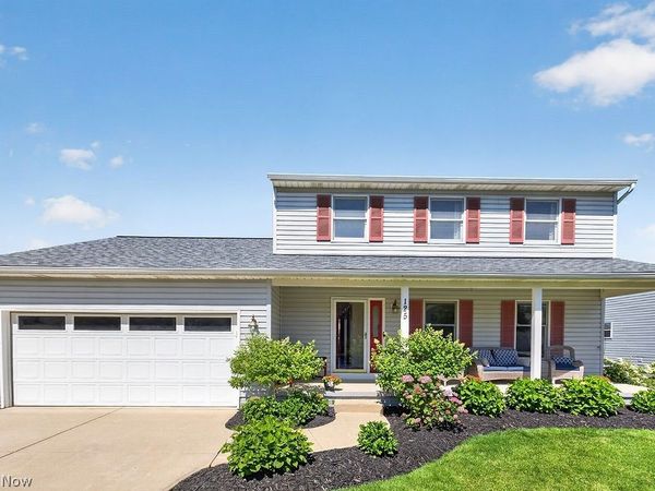 125 Queen Anne Circle, Elyria, OH 44035