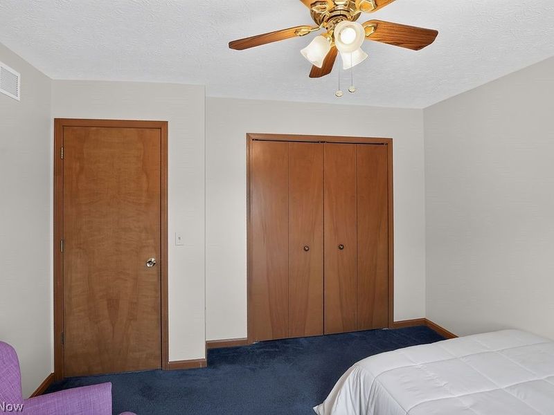 125 Queen Anne Circle, Elyria, OH 44035 Photo 21
